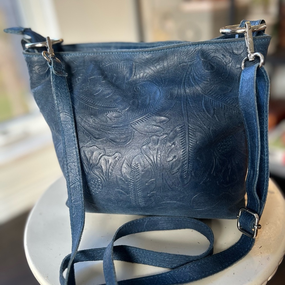 Borse in Pelle - Blue Embossed Leather Shoulder/Crossbody Bag - Made in Italy